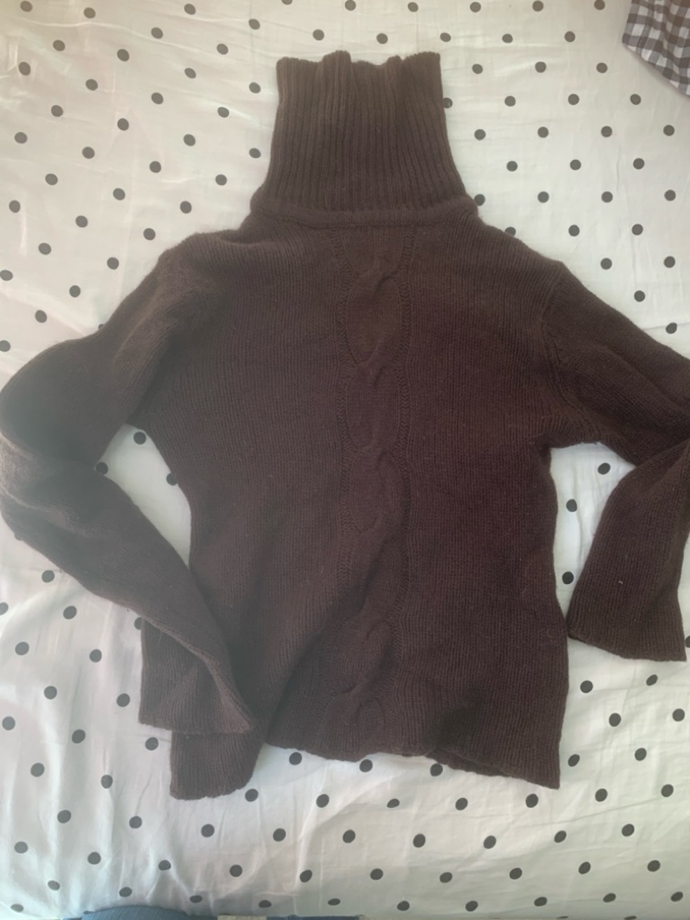 Vintage Japanese 100% cashmere Cozy Brown Cable-Knit Turtleneck Sweater
